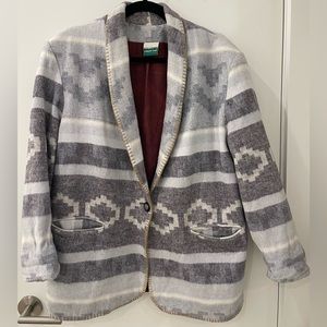 Vintage! Tribal pattern Coldwater creek shawl collar jacket. Size M